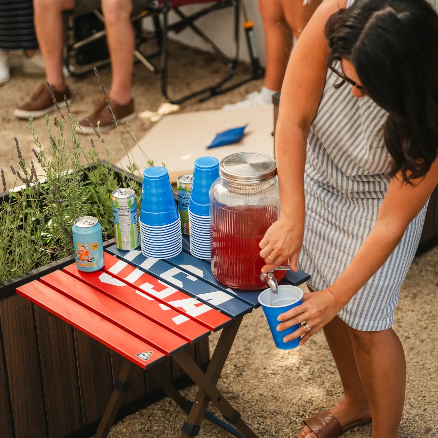 Compact Camp Table 20™ - USA Anniversary Deluxe - Tailgate Prep