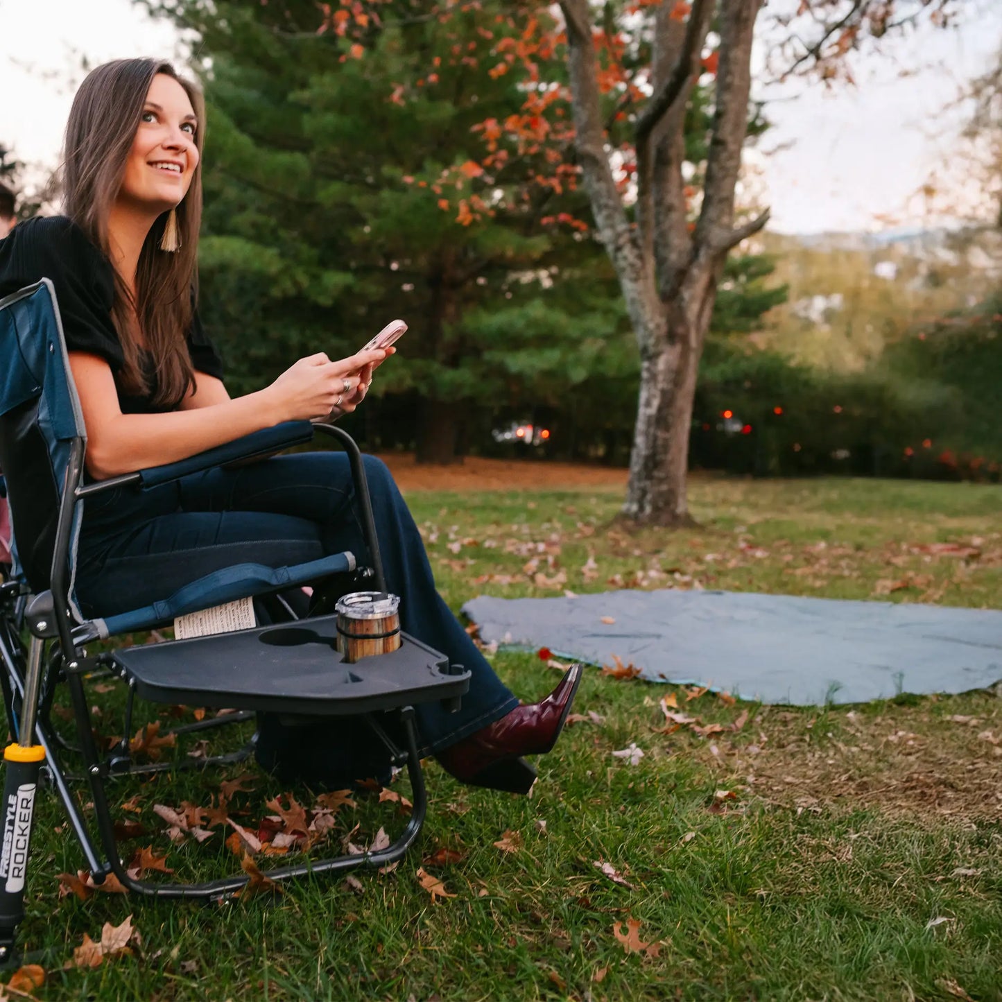 Freestyle Rocker™ with Side Table - Picnic Meal Prep