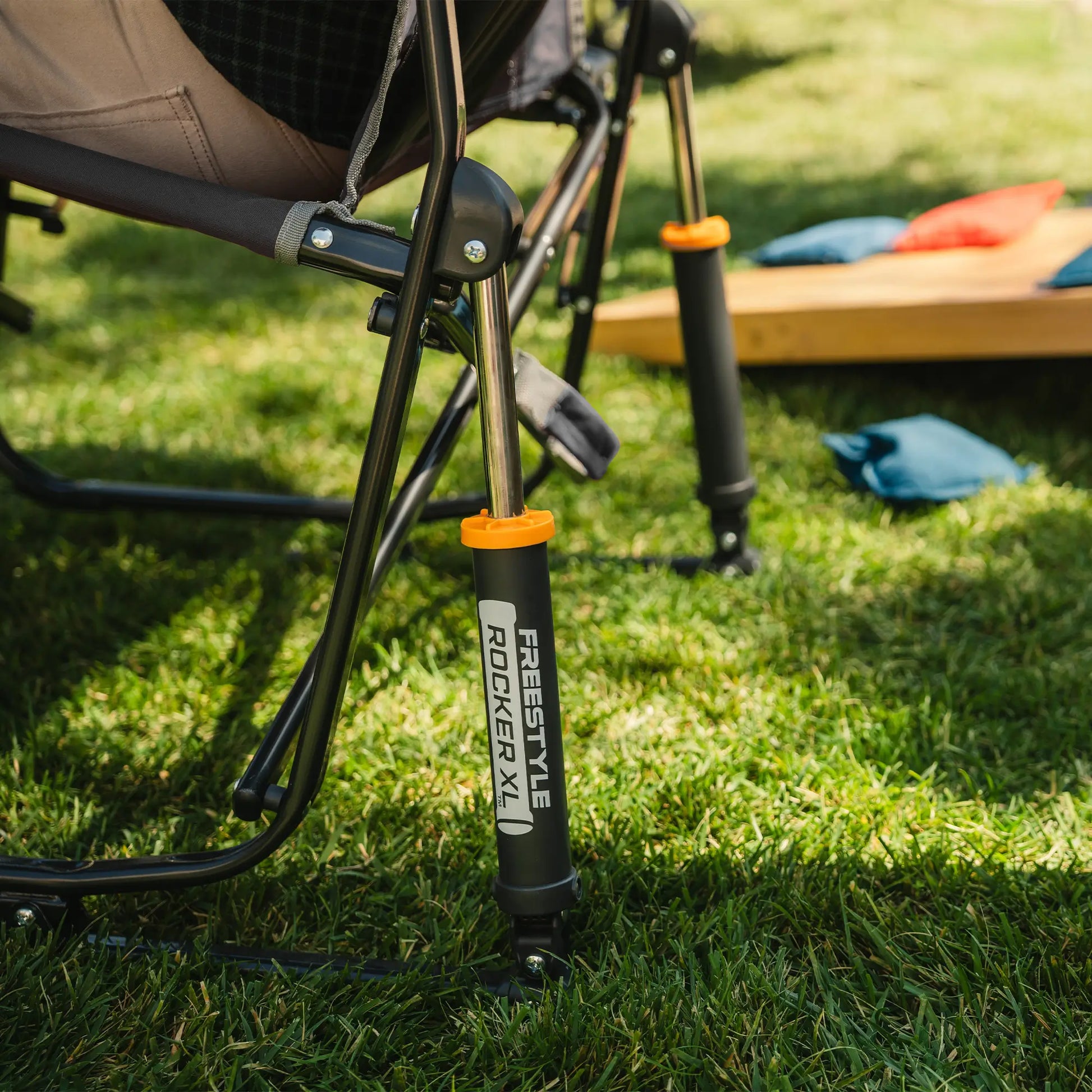 Freestyle Rocker XL™ with Side Table - Camp Table Ready