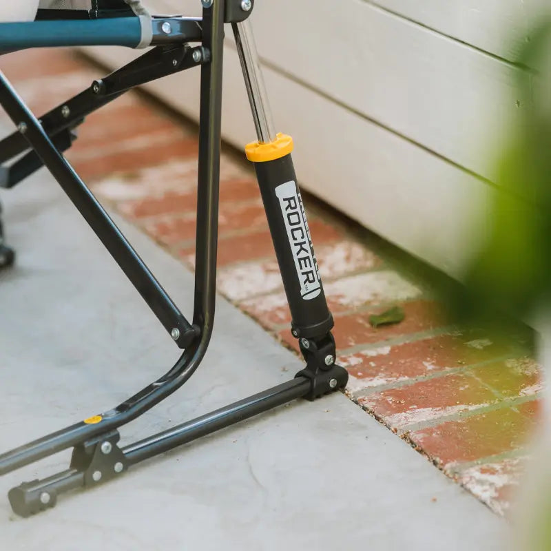 Freestyle Rocker™ with Side Table - Picnic Meal Prep
